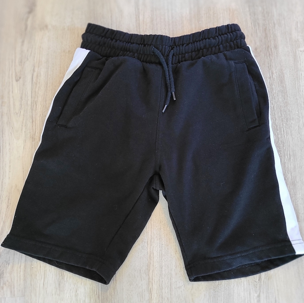 H&M sweatshirts with white stripe